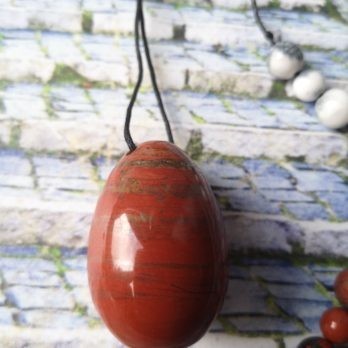 Yoni Egg – Red Jasper*(large, ok. 45x30mm)