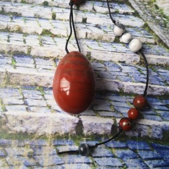 Yoni Egg – Red Jasper*(large, ok. 45x30mm)