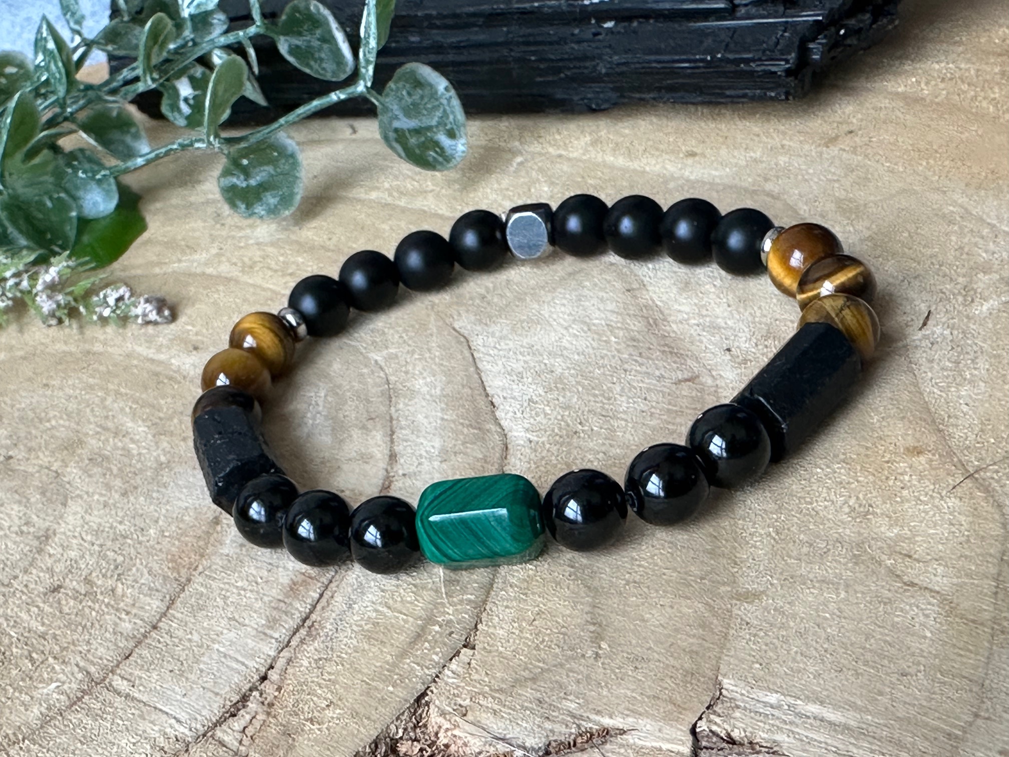 Amulet z Malachitem, Tygrysim Okiem i Onyksem „TruthShield”" szczęśliwa wygrana w sądzie