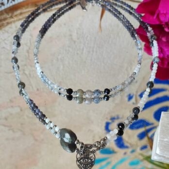 Komplet choker z naszyjnikiem, z Labradorytem, Kamieniem Księżycowym i Spinelem “Shine”