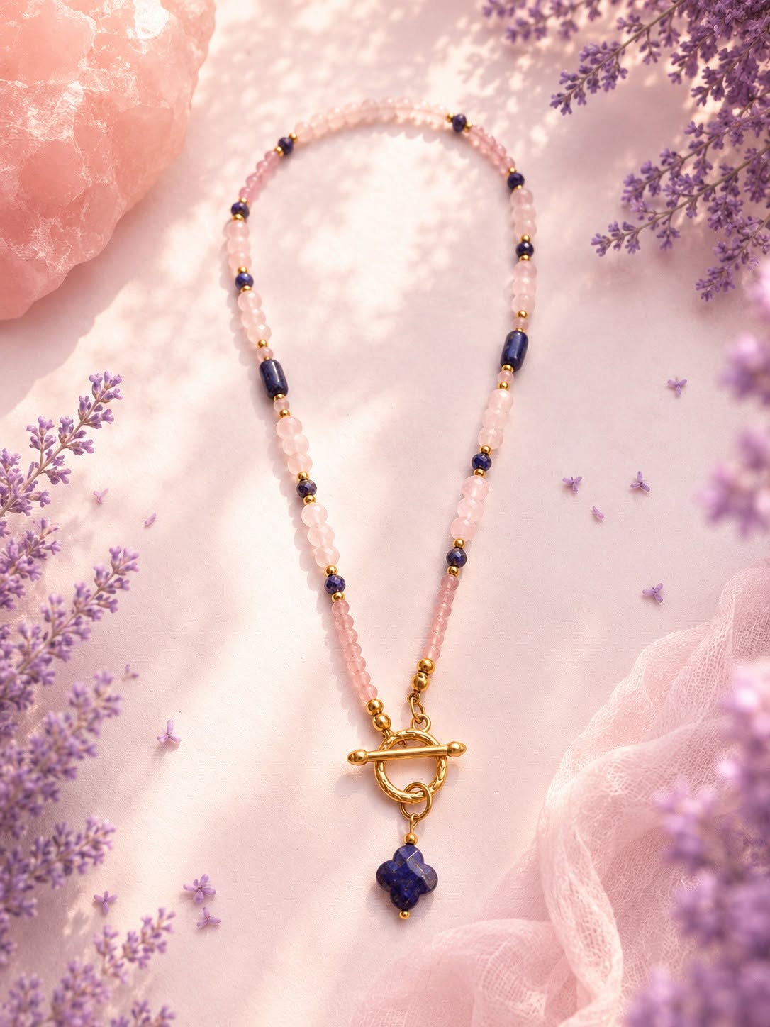 Amour de Soi – Ma Propre Voie | naszyjnik z kwarcu różowego i lapis lazuli - obrazek 3