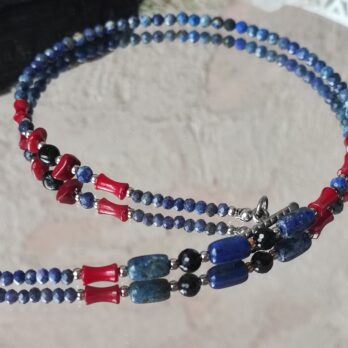 Naszyjnik z Lapis lazuli, Korala i Turmalinu „Kailani I” przemiana duchowa i odwaga serca