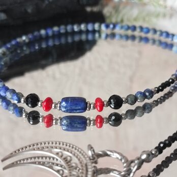 Naszyjnik z Lapis lazuli, Korala i Turmalinu „Kailani II” przemiana duchowa i odwaga serca